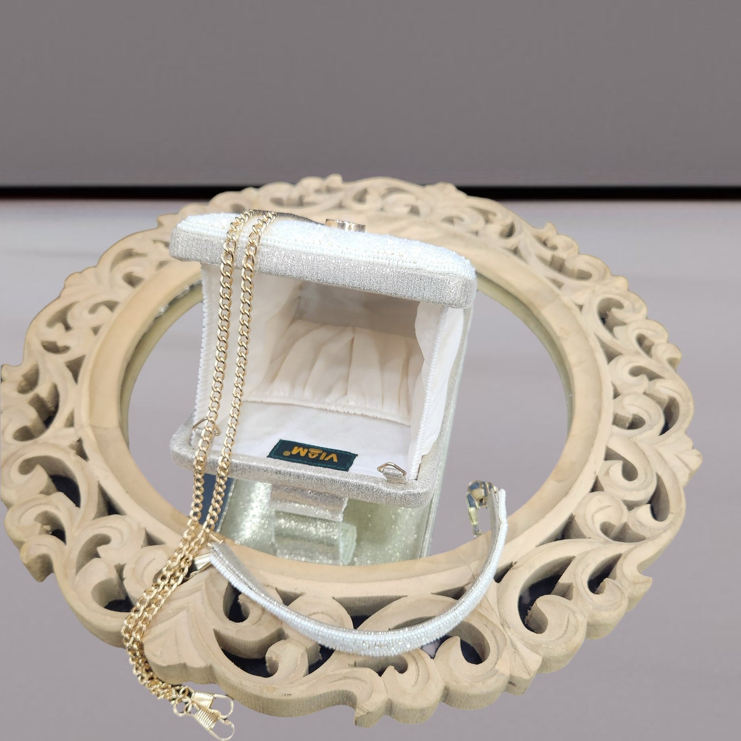 Noor White Box Clutch
