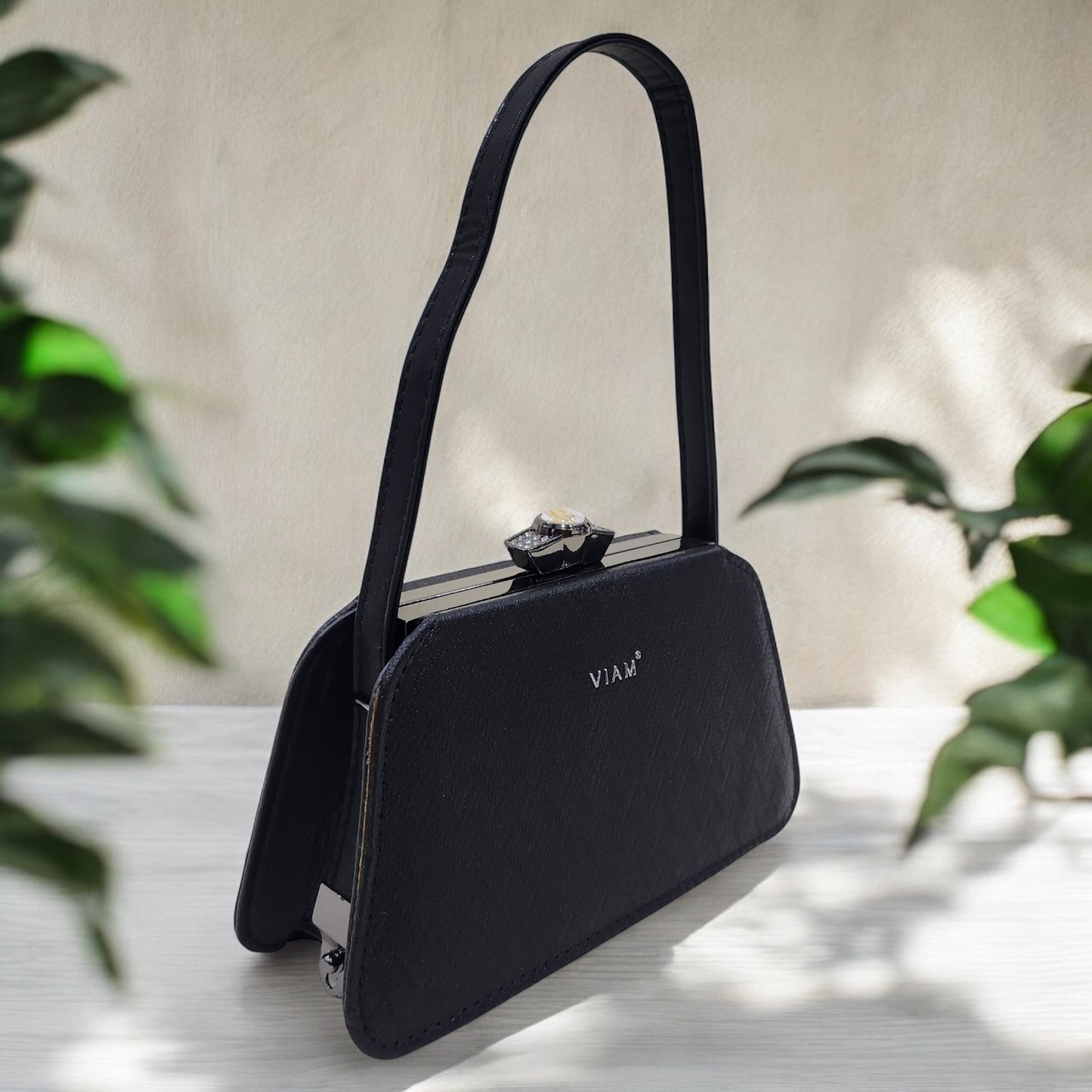 Trapeze Chevron Black Box Clutch