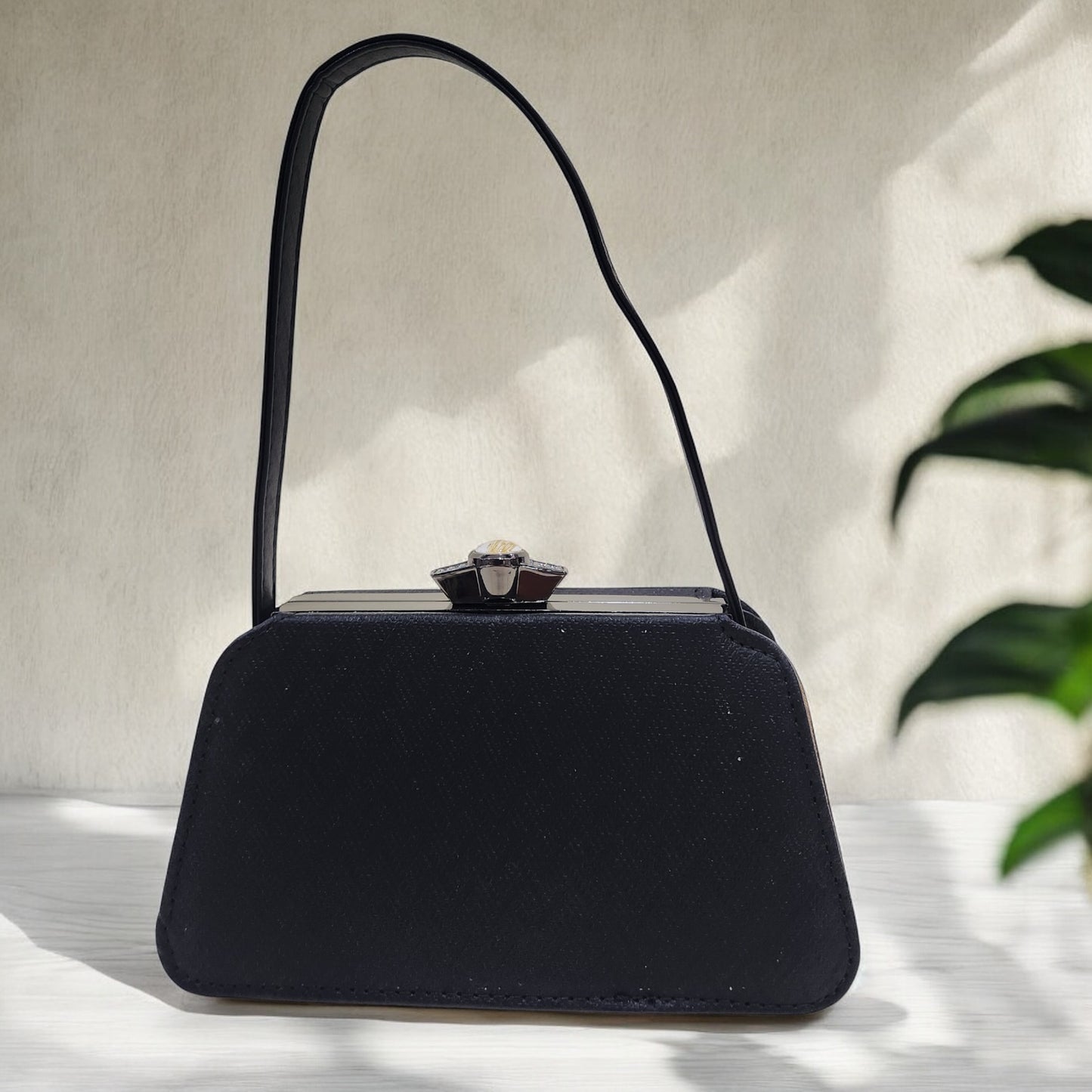 Trapeze Chevron Black Box Clutch