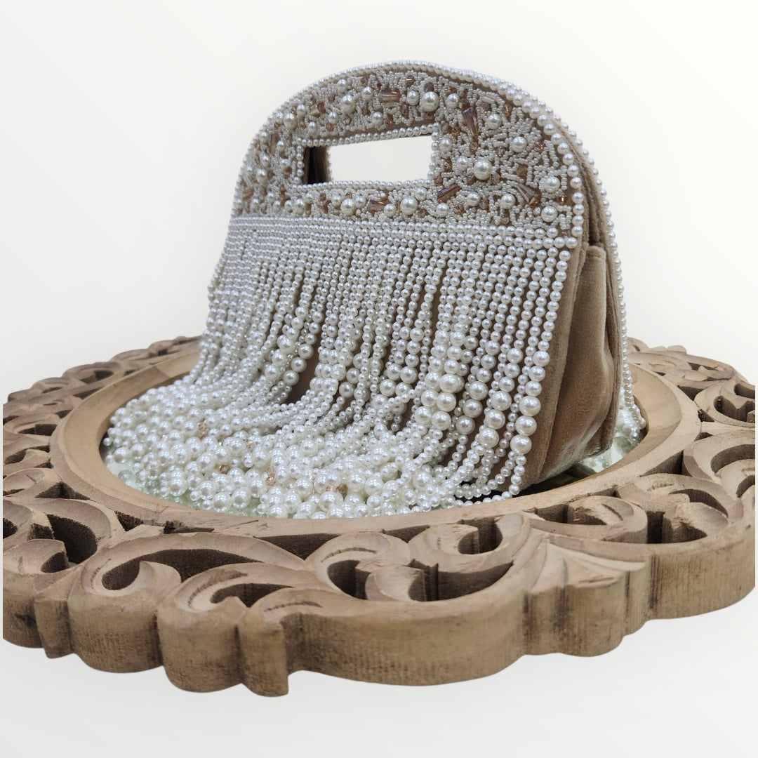 Chandrikaa Gold Moti Clutch