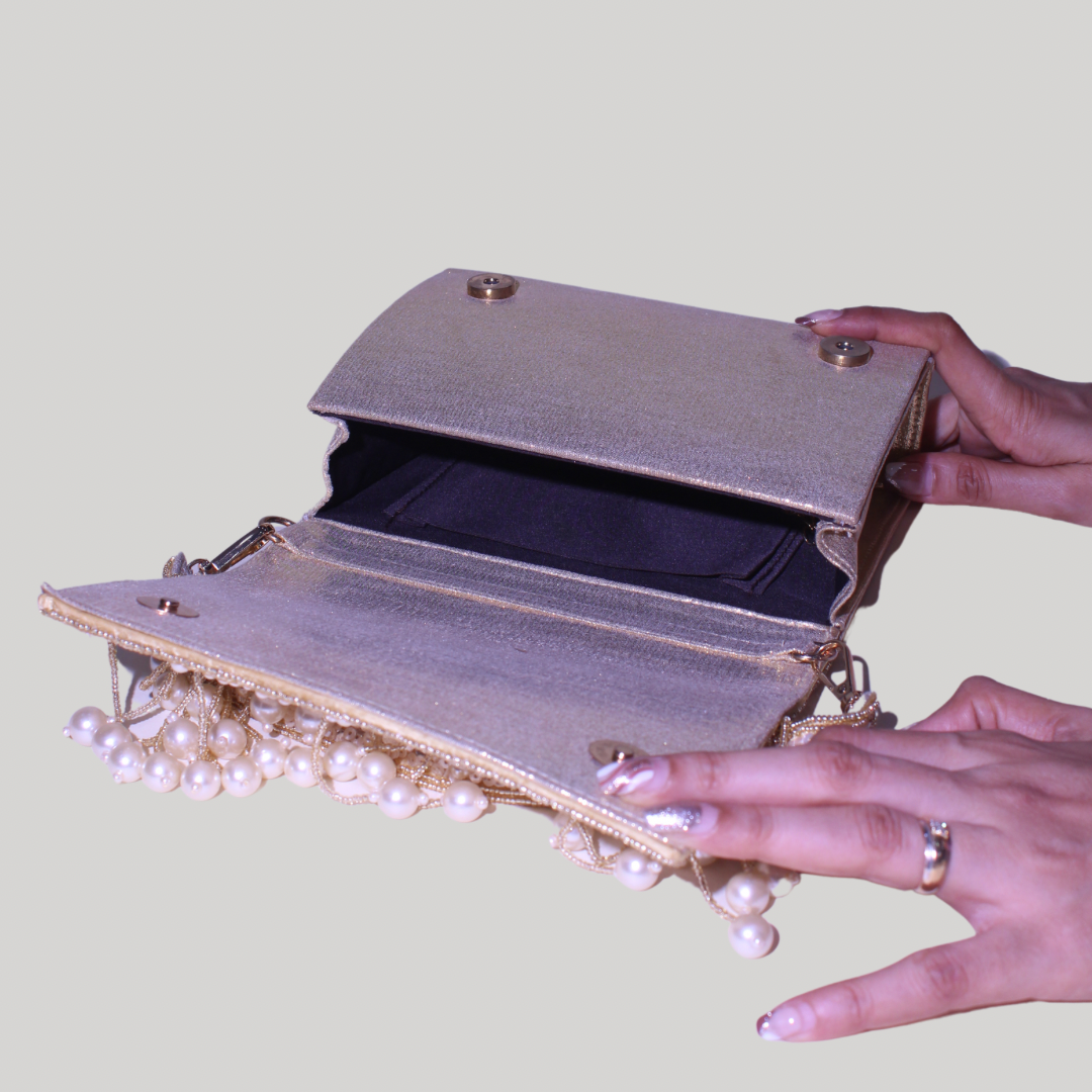 Pearl Radiance Silver Flap Box Bag