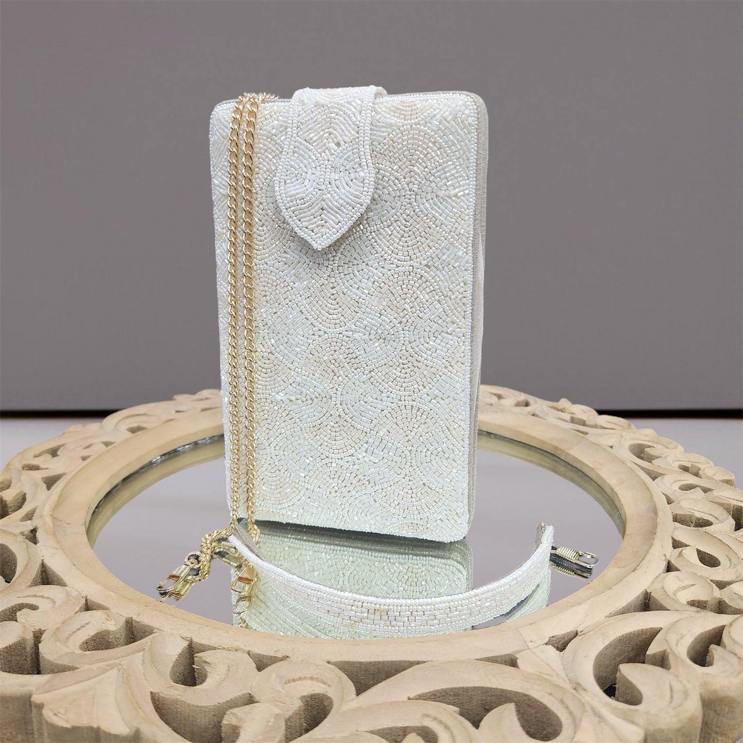 Noor White Box Clutch