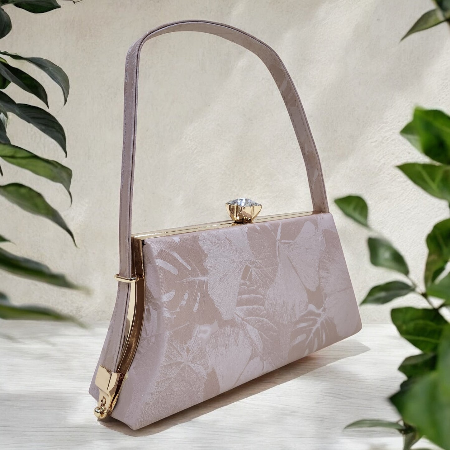 Trapezio Floral Pink Box Clutch