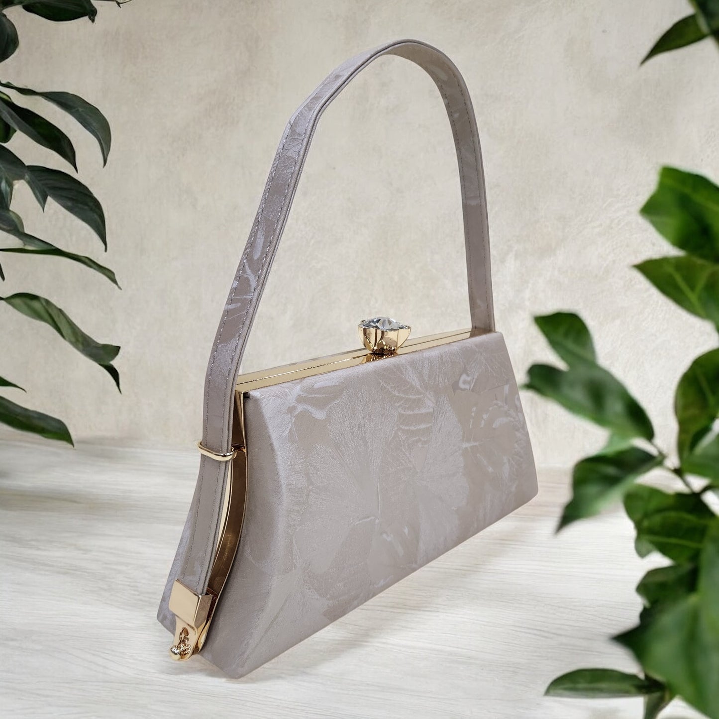 Trapezio Floral Khakhi Box Clutch