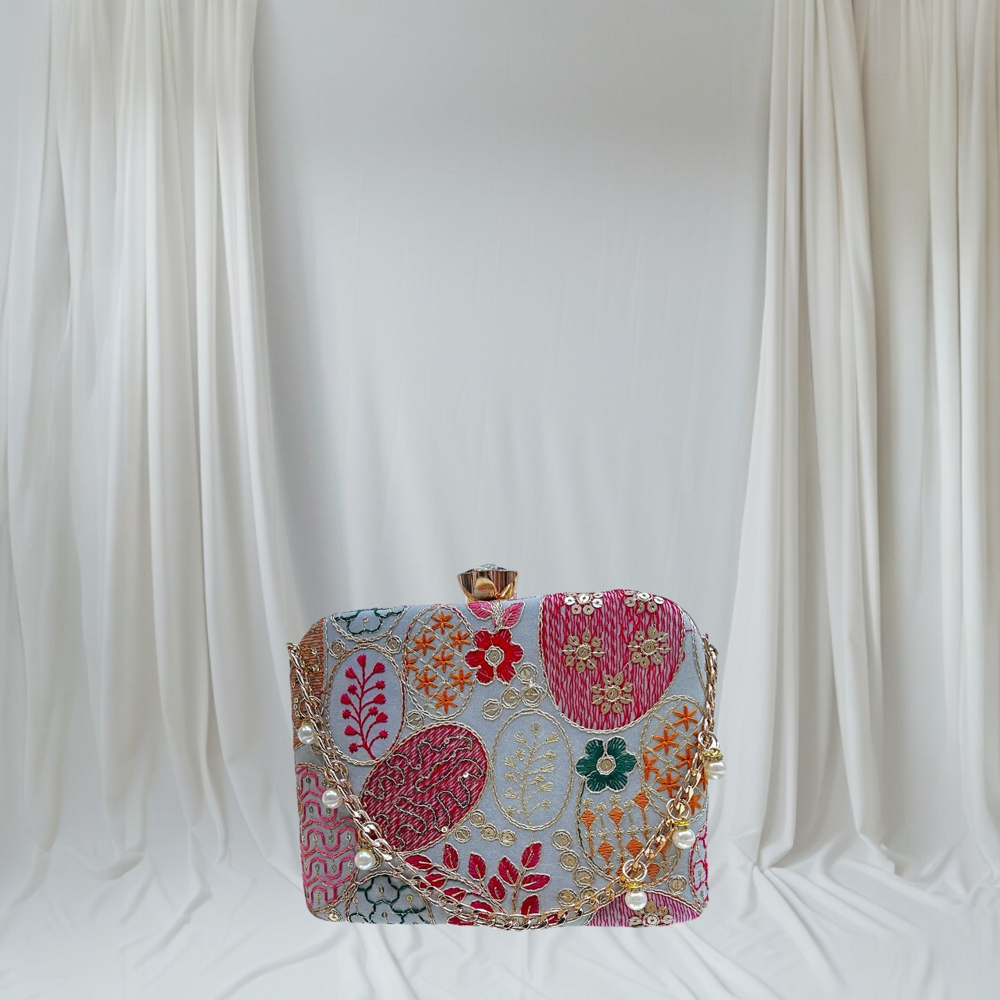 Jashn White Box Clutch