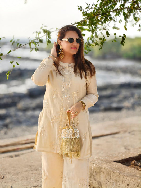 Pushp Mala Gold Potli